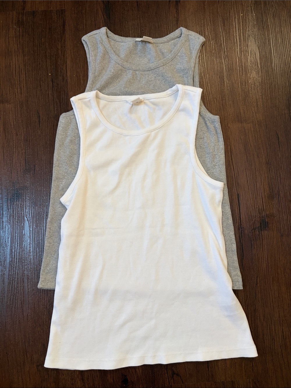 Caslon ribbed Sleeveless Tank Tops White Gray (2-Pack) women size M like new